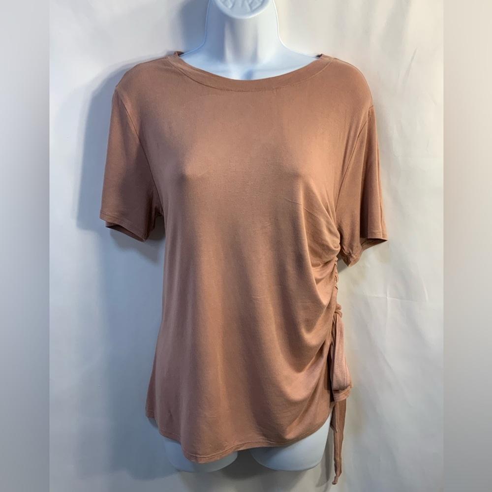 Emelia Women’s Dusty Rose Short Sleeve Top